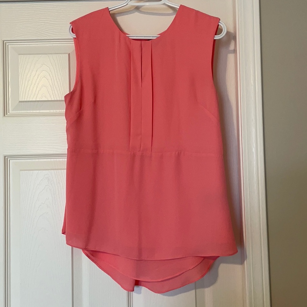 RW&Co Pink Sleeveless Blouse Keyhole Size Medium